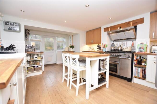 BREAKFAST KITCHEN