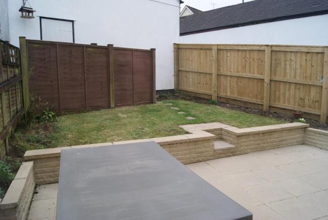 Photo 3