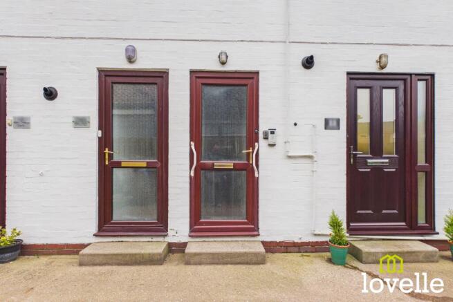 2 bed Flat for sale Image 11