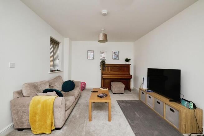 Okey Close, Market Harborough, LE16 photo 4