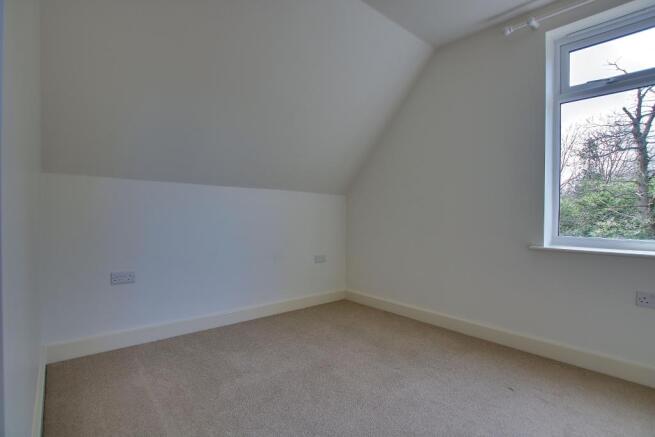 Top Floor Rear Bedroom
