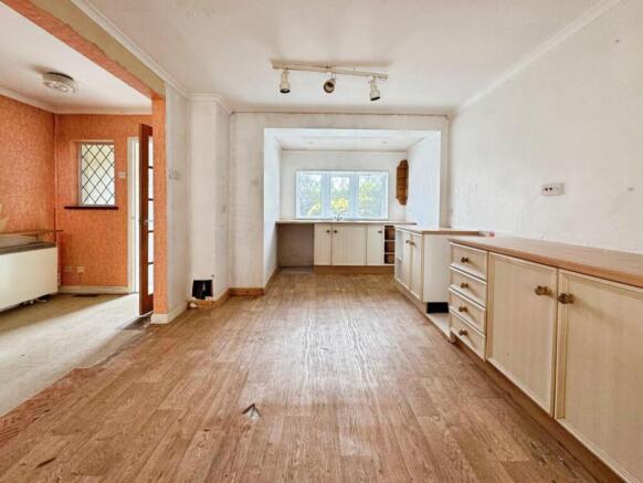58b255a1-Kitchen 20and 20Hallway.jpeg