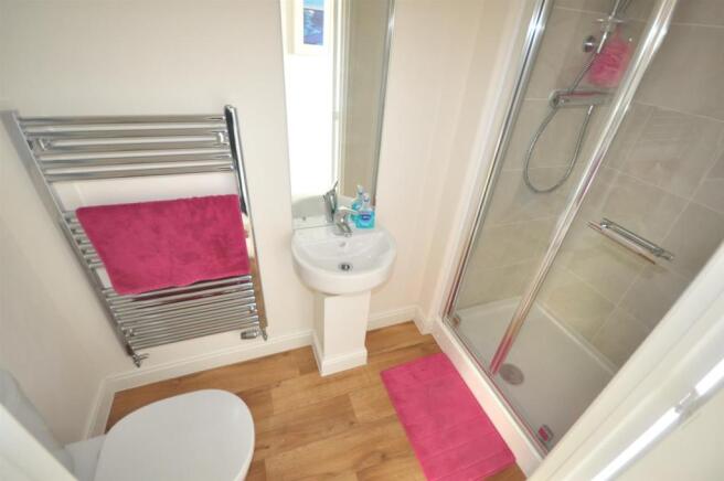 SHOWER ROOM