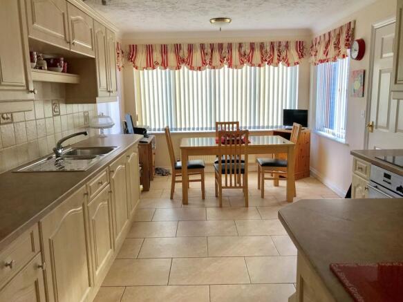 Kitchen diner