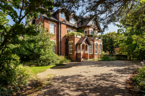 Flat 6, 14 Trevellian, Cranley Road, Guildford GU1 2EW