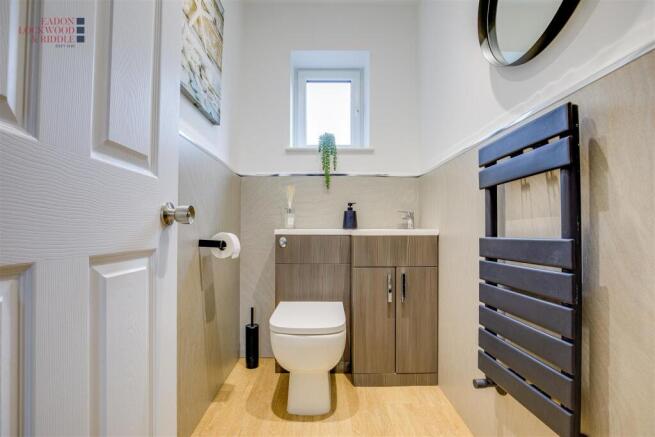 3 bed Detached for sale Image 8