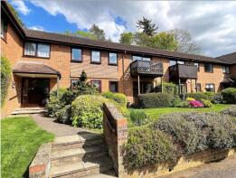 Flat 9, 4 Collingwood Mount, Collingwood Rise, Camberley GU15 1BY