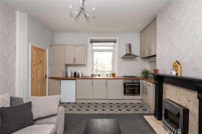 Living / Kitchen