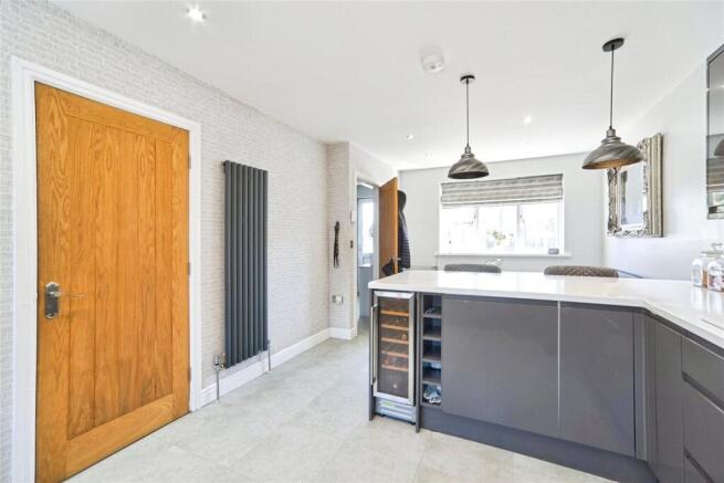 3 bed Detached for sale Image 6