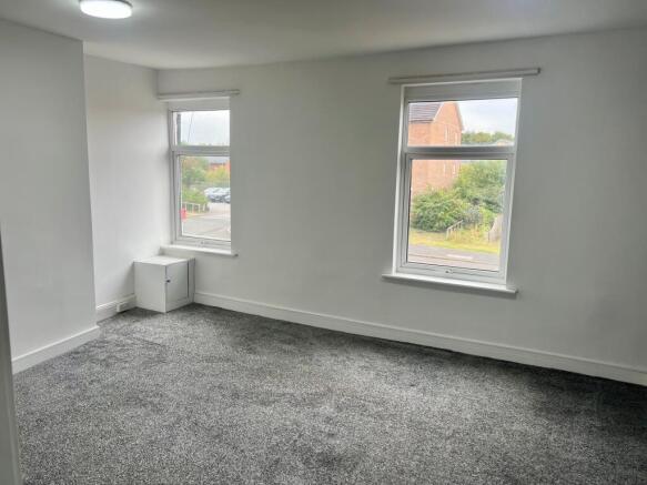 1 bed Apartment to rent Image 6