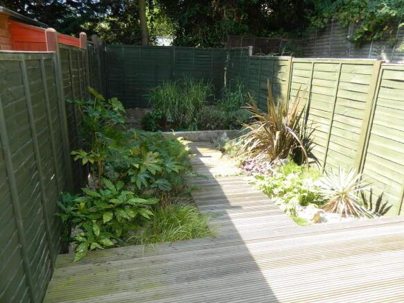 low maintenance garden