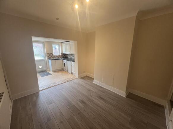 DEAN STREET 2ND FRON