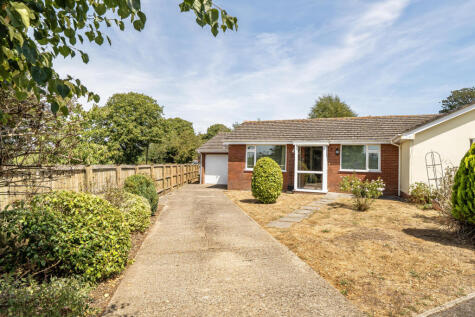 Marlborough Close, Musbury, Axminster