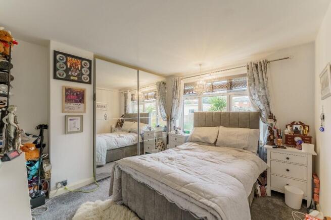 3 bed Semi-Detached for sale Image 11