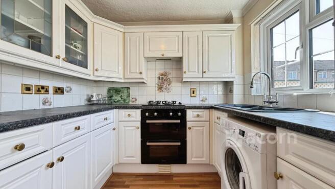 4a42f1eb--47D3-BC...