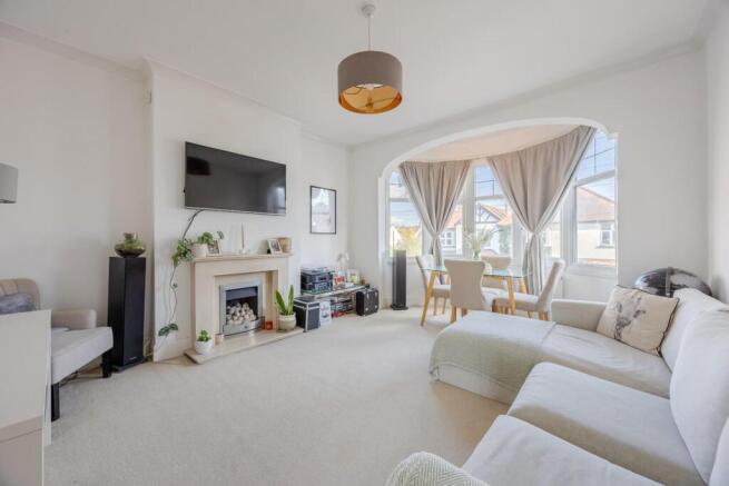 Chalkwell Park Drive, Leigh-On-Sea photo 4