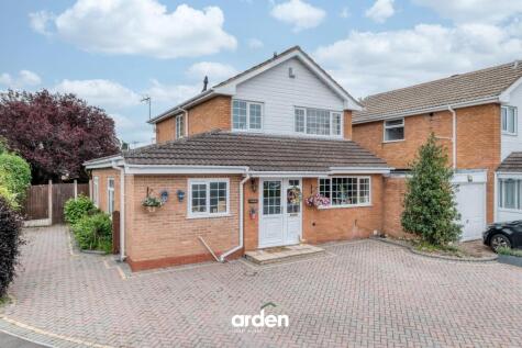 Fir Tree Road, Fernhill Heath, WR3