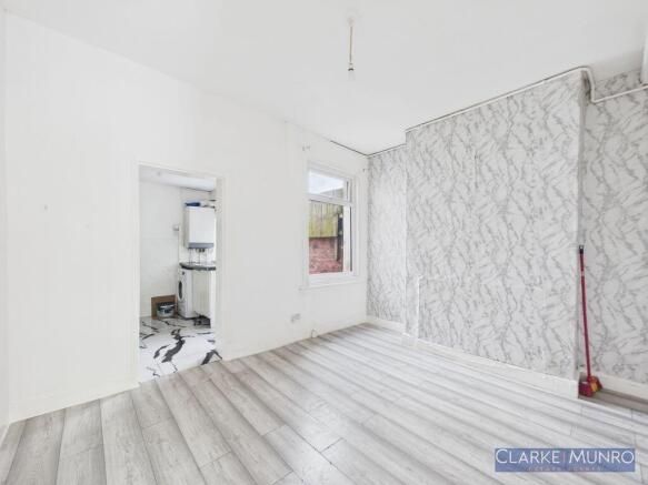 2 bed Terraced for sale Image 5