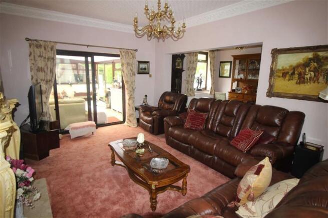 Lounge: