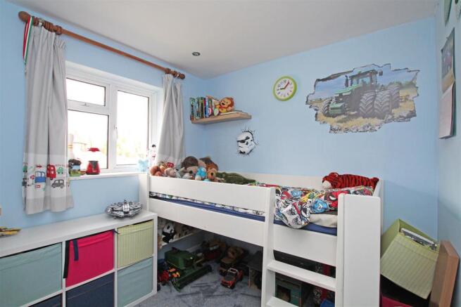 16NW - Bedroom two.jpg
