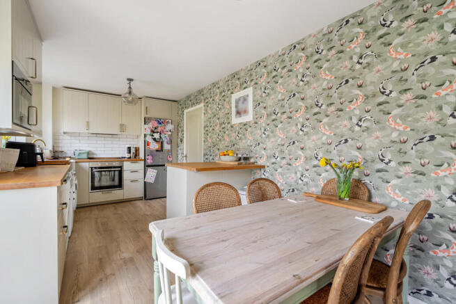 1435947-3-69c5406...