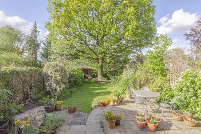 Garden b X