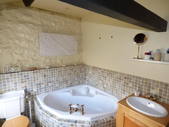 Photo 11