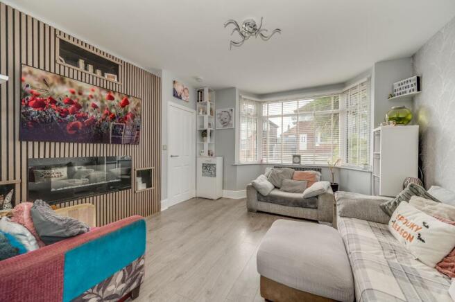 KITCHEN, DINER AND LIVING ROOM