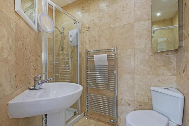 3 bed Semi-Detached for sale Image 6