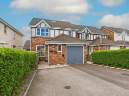 3, Lanhydrock Close, Paignton TQ3 3GP