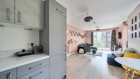 Carraway Street, Reading, RG1 3FY