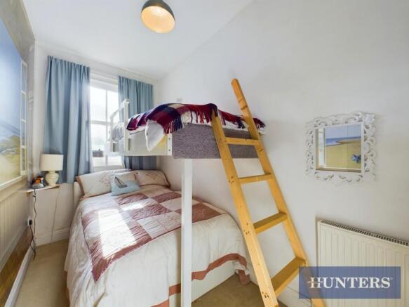 1 bed Flat for sale Image 6