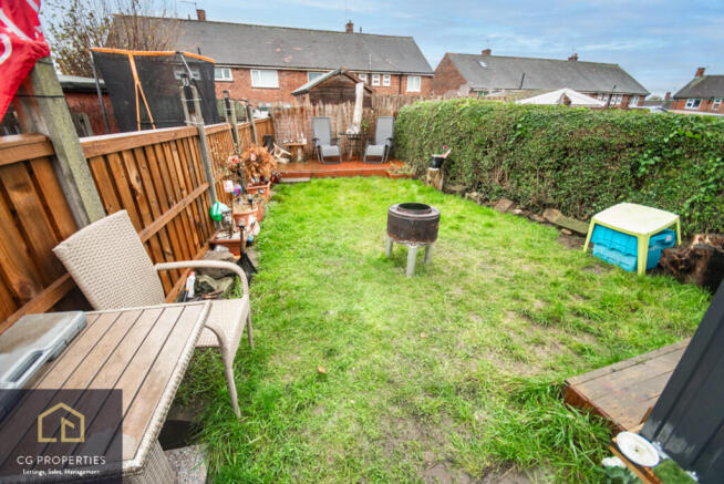 3 bed Town House for sale Image 12