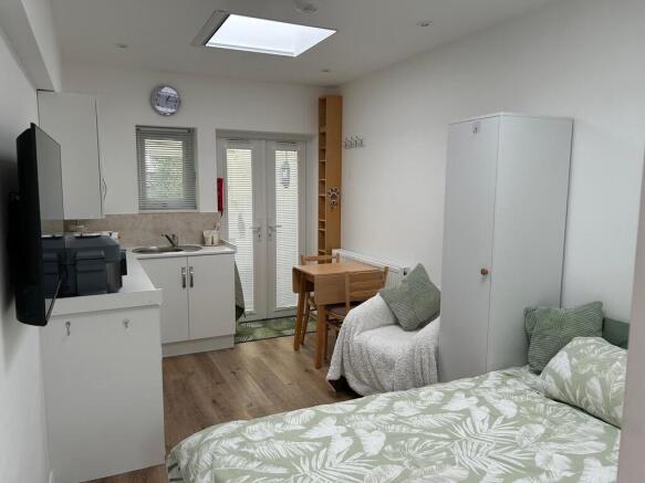 Studio Living Roo...