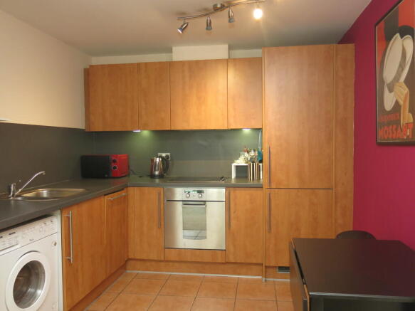 Photo 03