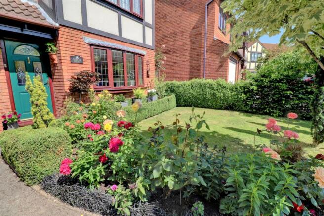 front garden 2.jpg