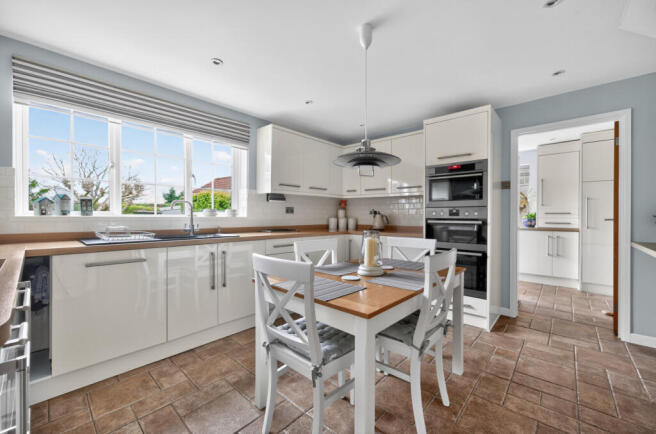 1431710-13-69c69c...