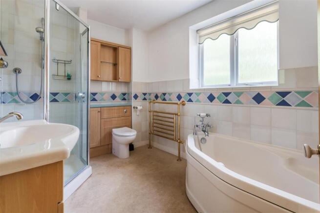 house. estate agency Dunsfold The Chestnuts
