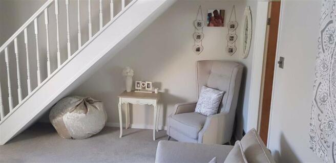 Living Room (Alternative View)