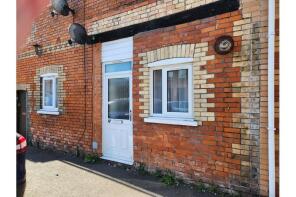 4b, Winchester Street, Taunton TA1 1QQ