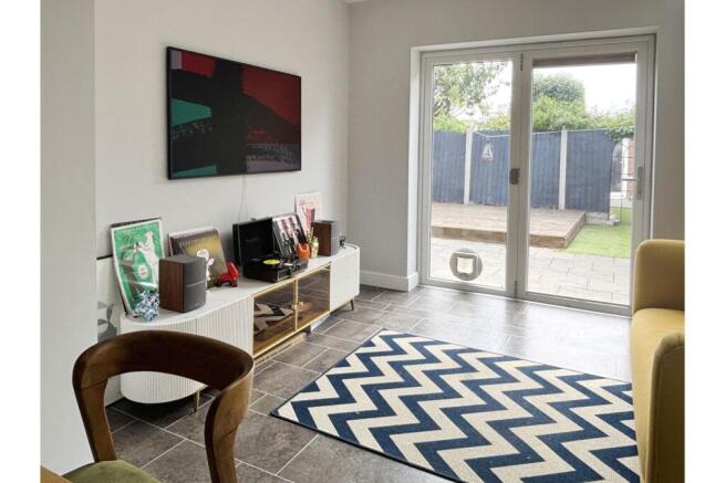 4 bed Detached for sale Image 6