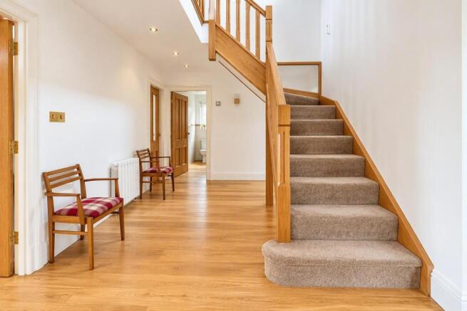 hallway .jpg