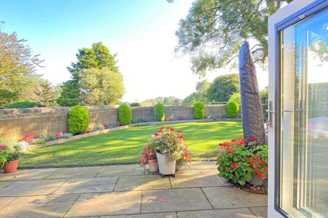 2 bed House for sale Image 9