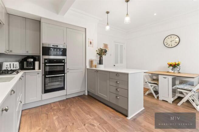 Temple Road 53 MV-15.jpg