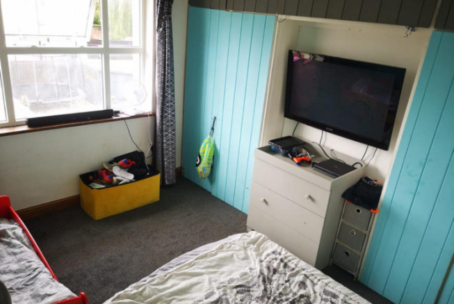 Photo 6