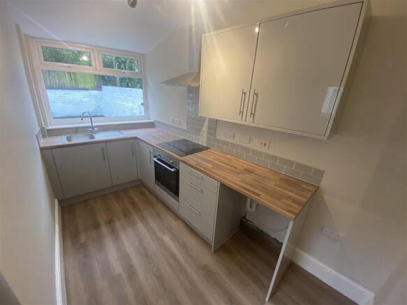 Kitchen (1).jpg