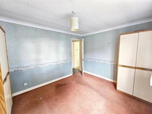 2 bed Detached Bungalow for sale Image 9
