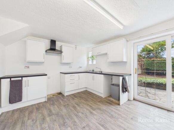 Herdborough Road, Eastfield, Scarborough, North Yorkshire, YO11 photo 4