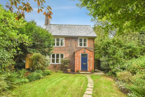 High Street, Little Bedwyn, SN8