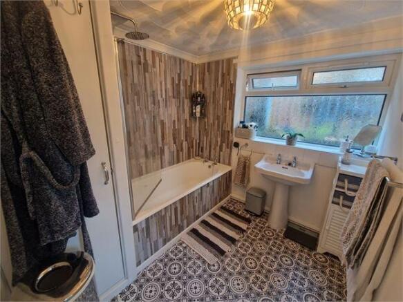 Family bathroom